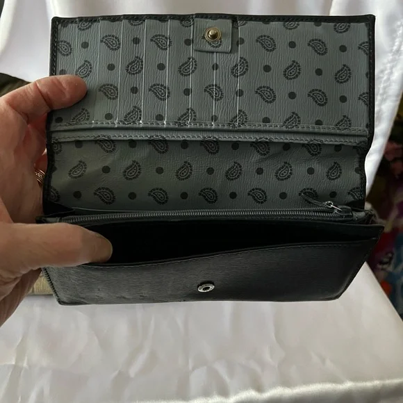 Gucci Red, Black and Cream Wallet Collection Set of Four - Picture 4 of 6